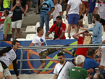 UEFA hand Russia a suspended d...